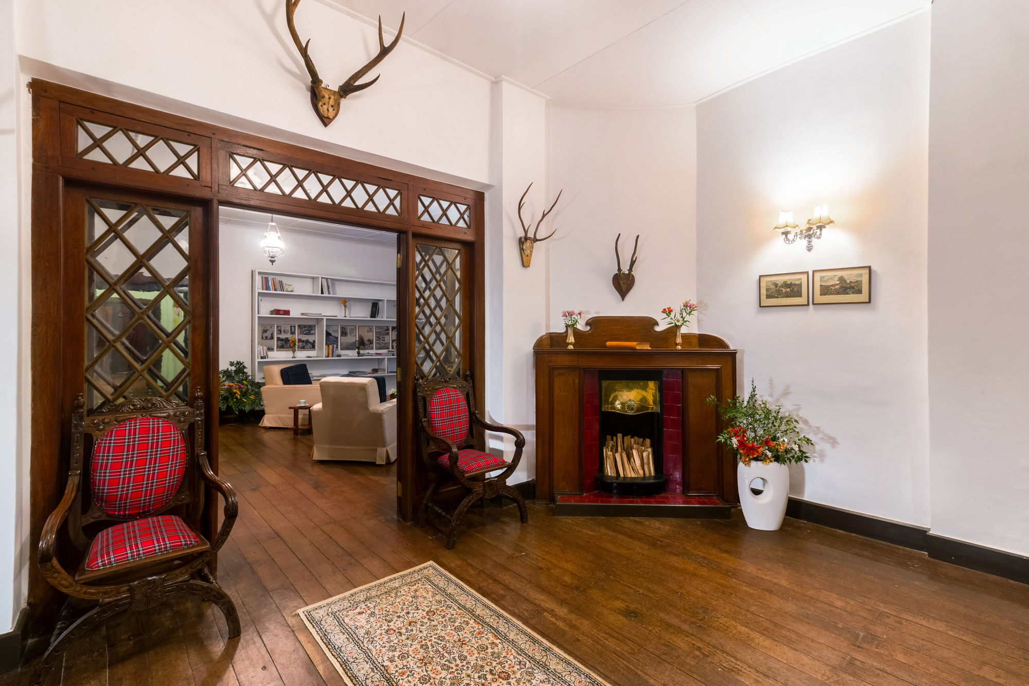 Scottish Planter Bungalow- Thema Collection Нувара-Элия Экстерьер фото